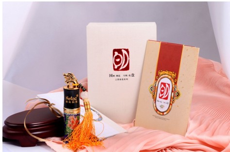 礼重情更重!朗科