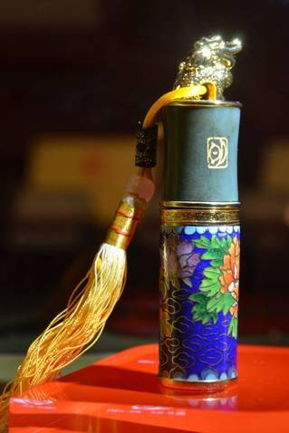 朗科国盘准备已国礼形象进军东盟市场