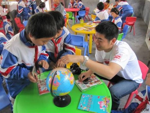 让爱和梦想飞翔 威刚歙县公益行记录