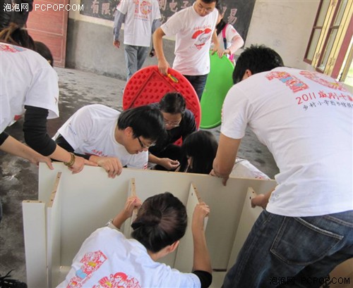 让爱和梦想飞翔 威刚歙县公益行记录