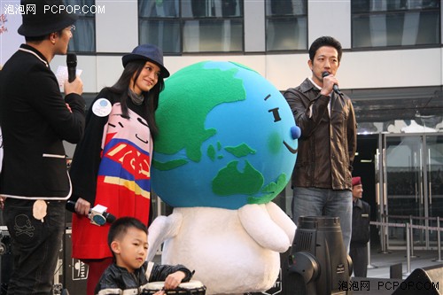 地球天使也摇滚 舒淇携手金士顿到京 
