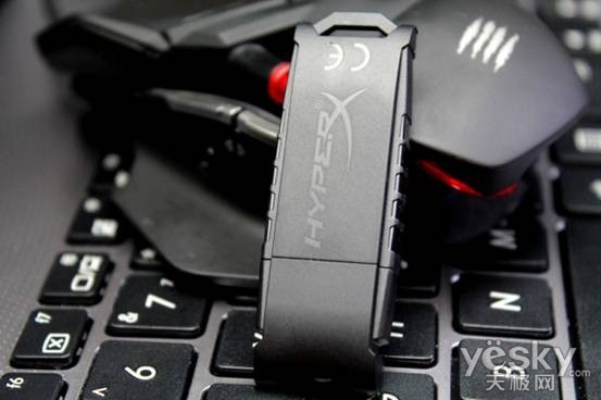 游戏玩家的福音 HyperX FURY闪存盘上市