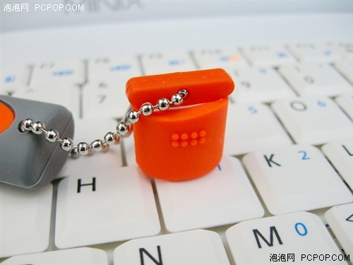 开学新装备HP v245o时尚三防U盘到货