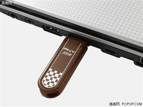 史上最低价!PNY普普风32G只卖196元