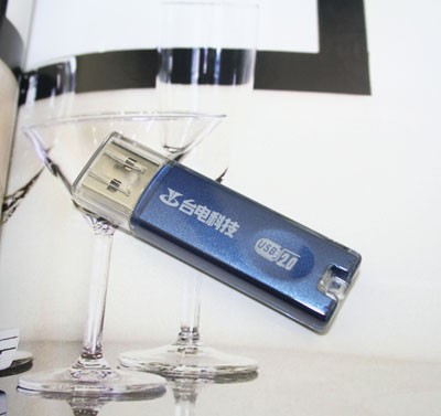 U盘市场大地震&nbsp;台电8GB&nbsp;U盘惊爆价599