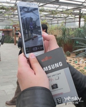 出门旅游随身拍 三星原厂四防存储卡来助阵