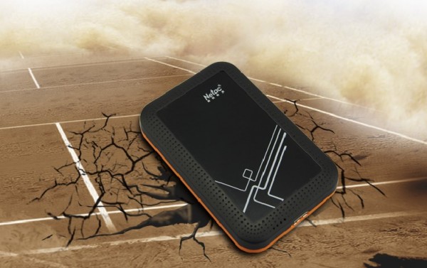 极速与肉盾化身 K360移动硬盘挑战极限运动