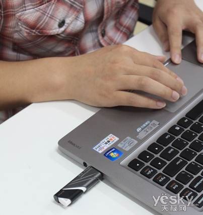 金士顿USB3.0走亲民风 DTE30高速理想之选