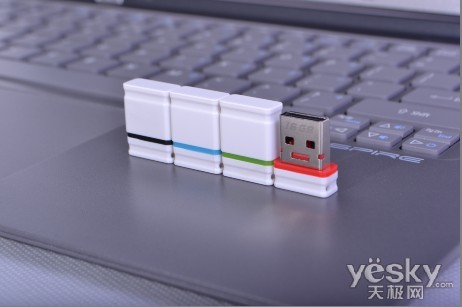 小个头大力量 BIWIN TINY优盘挑战MINI极限