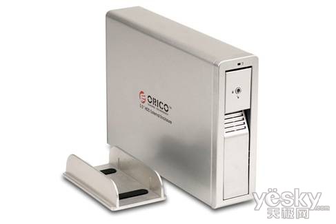 http://pic.orico.com.cn/gallery/ORICO%20Products/3.5HDD%20External/7618/7618UI3/8.jpg