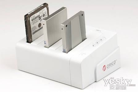 http://pic.orico.com.cn/gallery/ORICO%20Products/HDD%20Dock/6638/6638usj/11.jpg